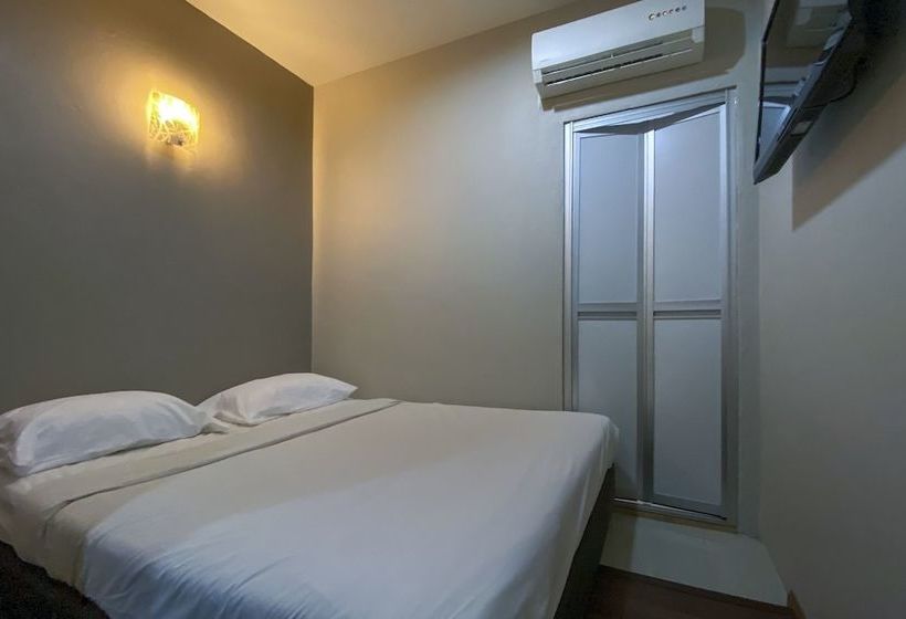 בית מלון כפרי Oyo 90222 Ling S Airbnb