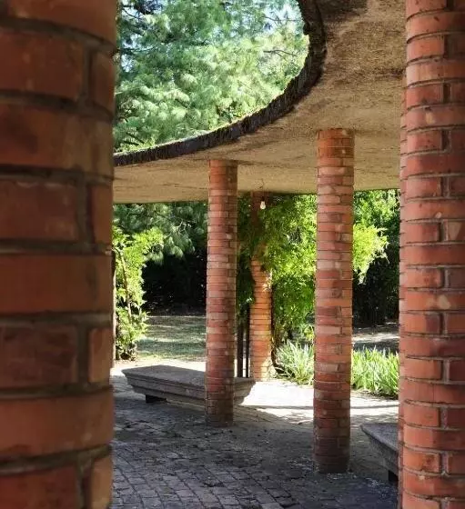 هتل Tenuta Pizzone