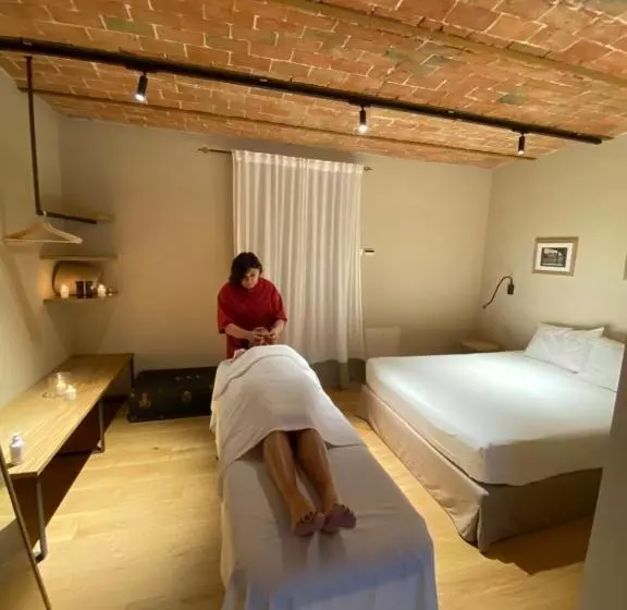 هتل Tenuta Pizzone