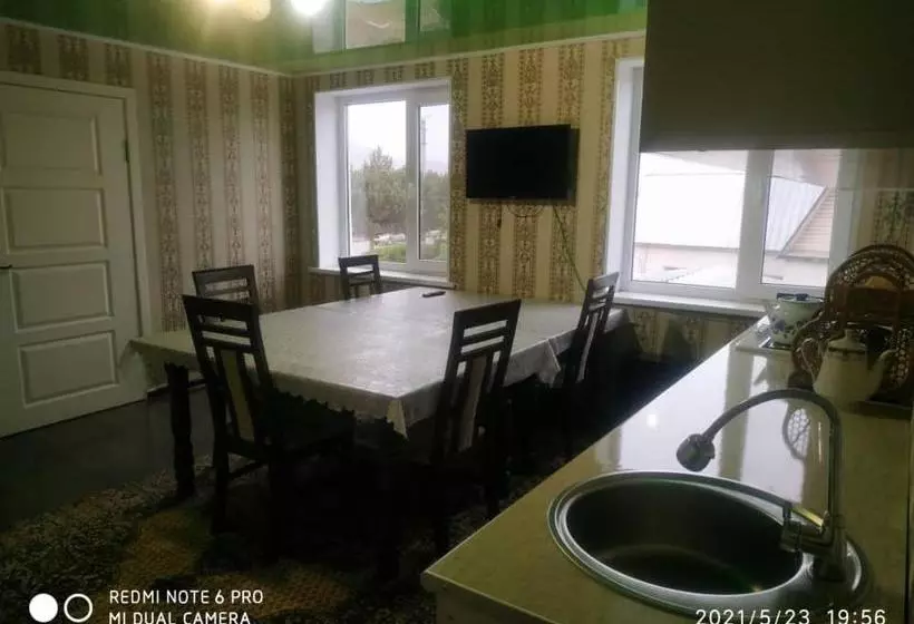 پانسیون Malika Guest House