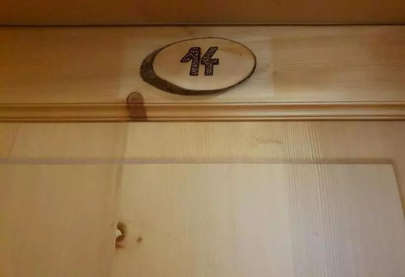 پانسیون Pr` Florjan