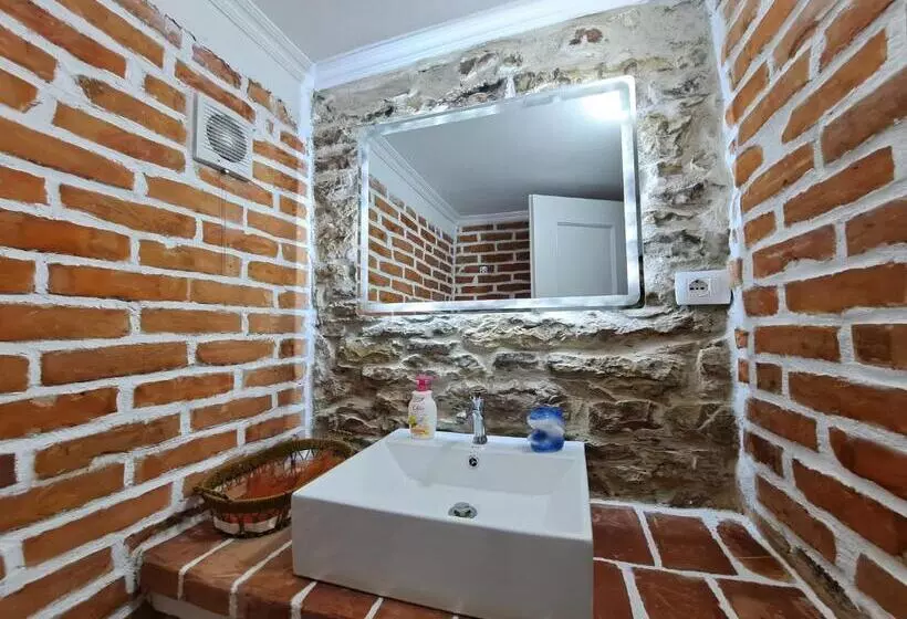 پانسیون Villa 70 Guesthouse