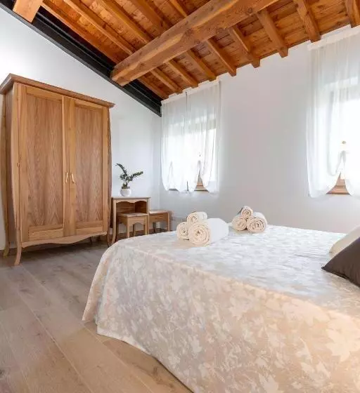 ホテル Agriturismo Ai Dossi