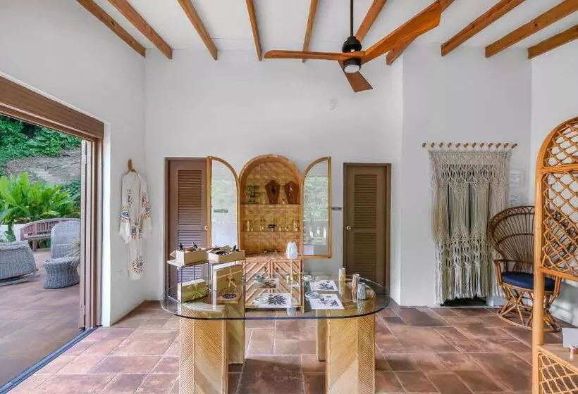 هتل Casa Grande Mountain Retreat  Adults Only