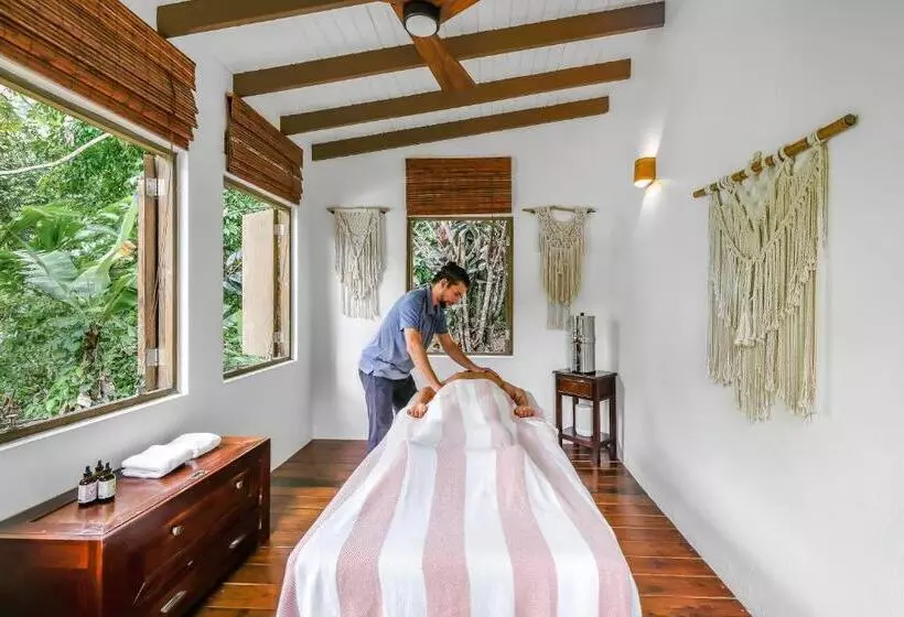 هتل Casa Grande Mountain Retreat  Adults Only