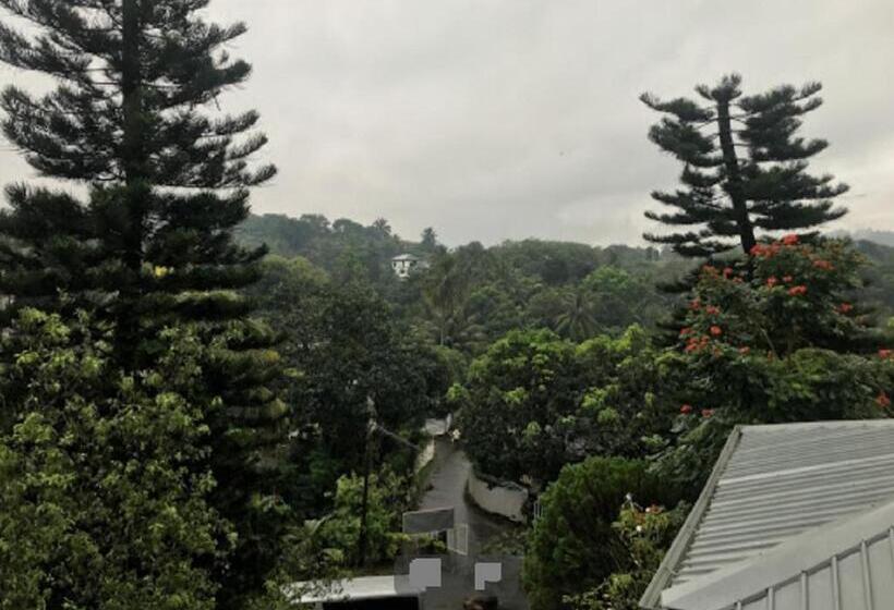 فندق Kandy Lake Layathraa