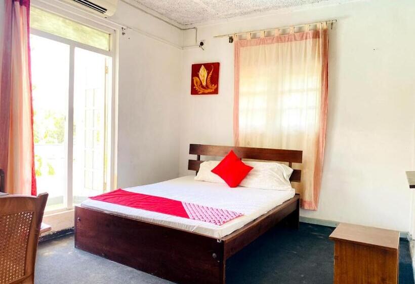 فندق Kandy Lake Layathraa