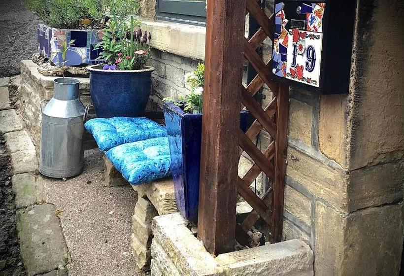 بنسيون Room In Holiday House   Village Life Holmfirth