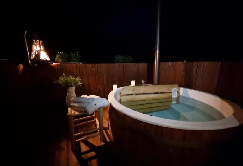 استراحتگاه Nits De Bosc