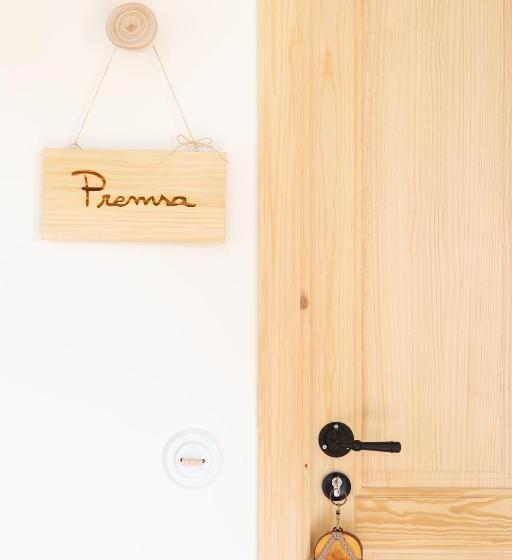 استراحتگاه Nits De Bosc