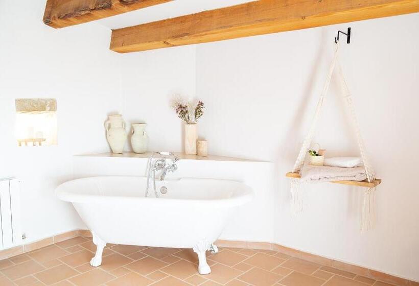 استراحتگاه Nits De Bosc