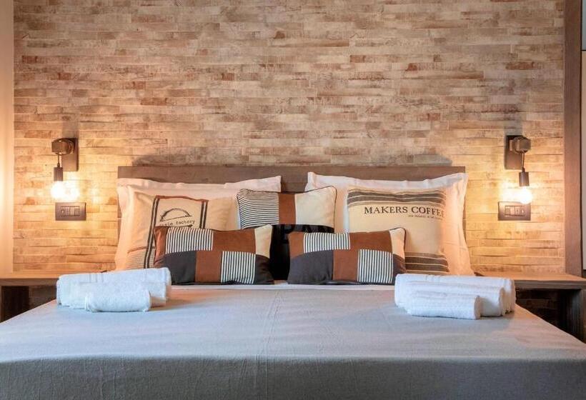 Urban Bed And Breakfast