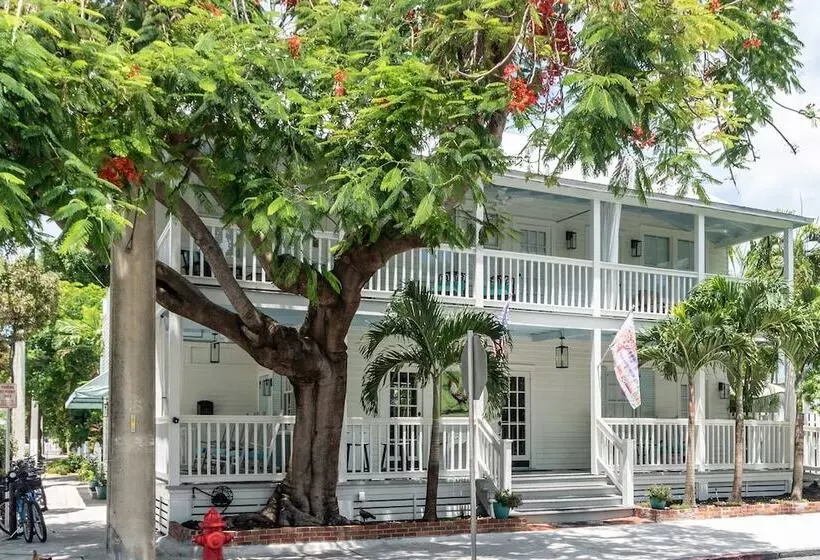 Retkeilymaja The Porch On Frances Inn   Adults Exclusive