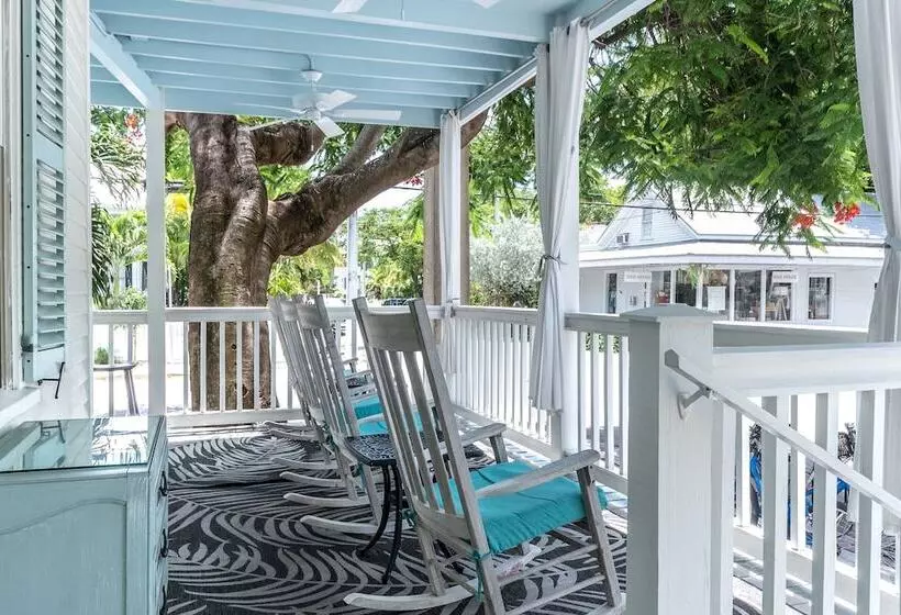 Retkeilymaja The Porch On Frances Inn   Adults Exclusive