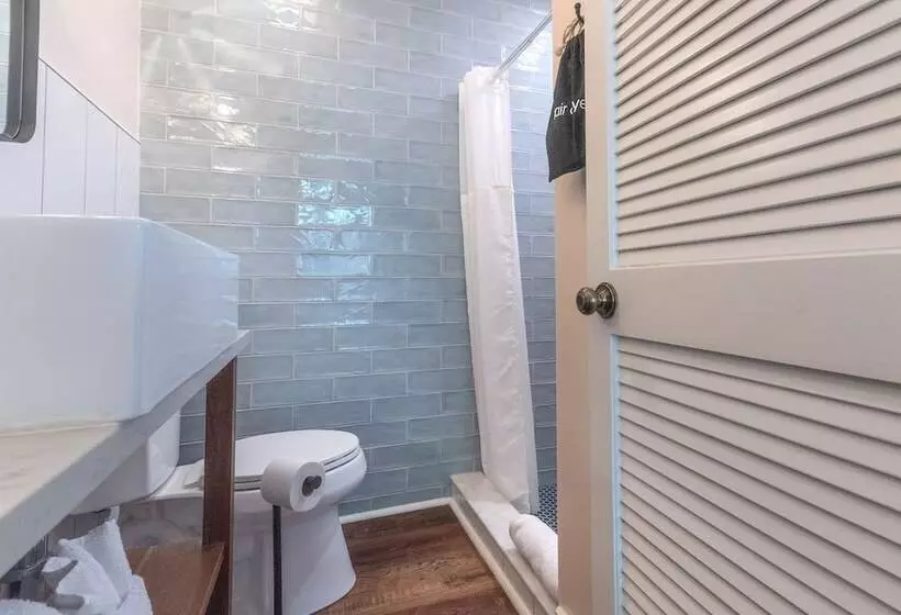 Retkeilymaja The Porch On Frances Inn   Adults Exclusive