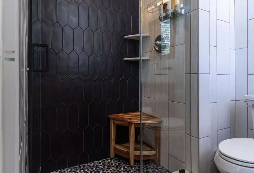 Retkeilymaja The Porch On Frances Inn   Adults Exclusive