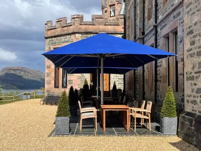 Duncraig Castle Bed And Breakfast