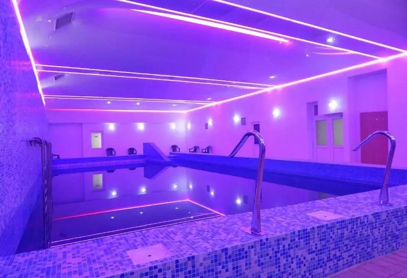 Hotelli Traian Caciulata