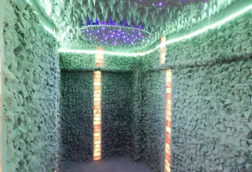 Hotelli Traian Caciulata