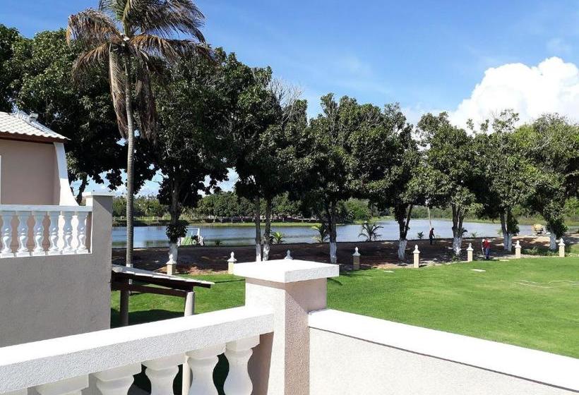 Resort Fiore   Por Mme Hospitalidade