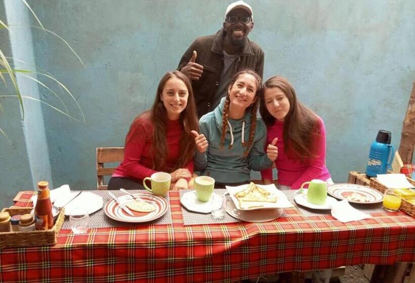 هاستل Swahili House & Art