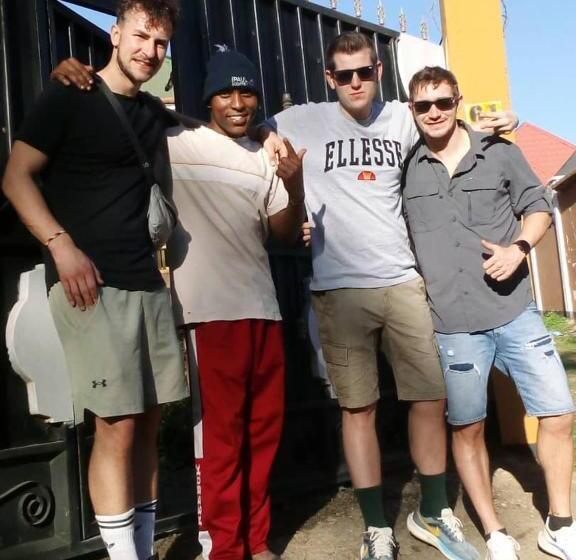 هاستل Swahili House & Art