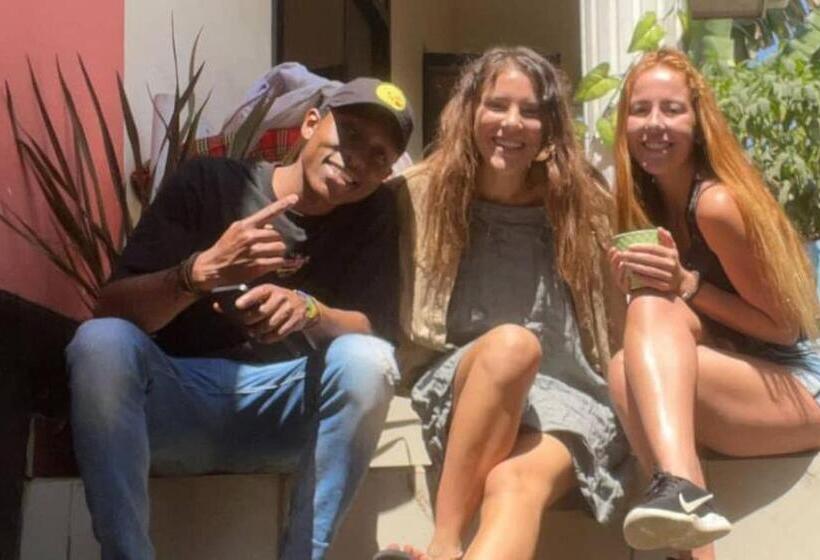 هاستل Swahili House & Art