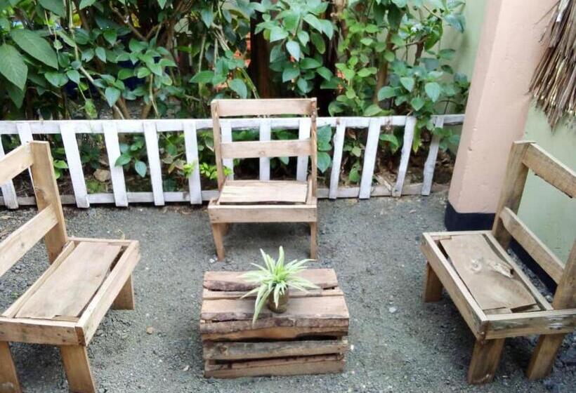 هاستل Swahili House & Art