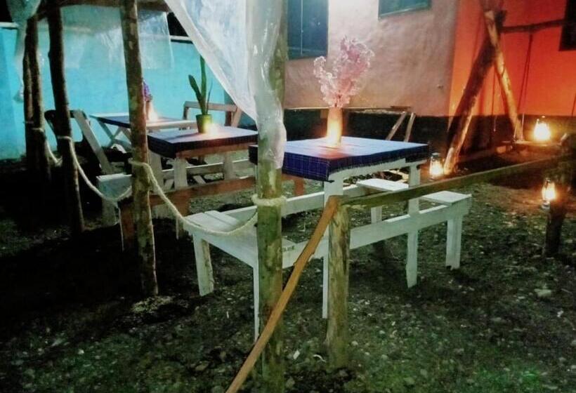 هاستل Swahili House & Art