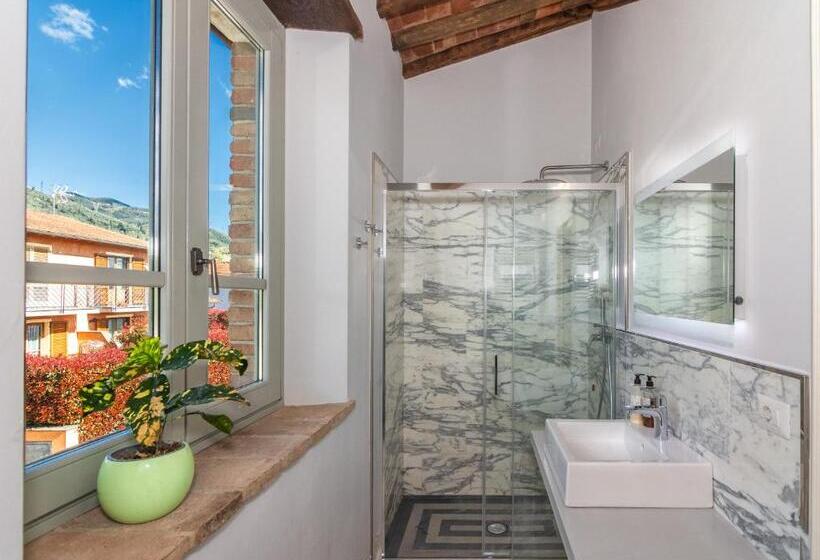 تختخواب و صبحانه Casale1918