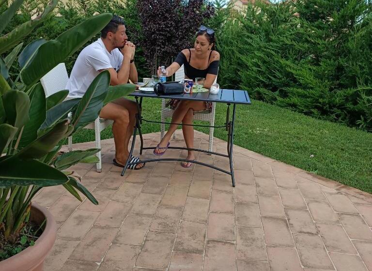 تختخواب و صبحانه Casale1918