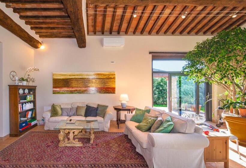 تختخواب و صبحانه Casale1918