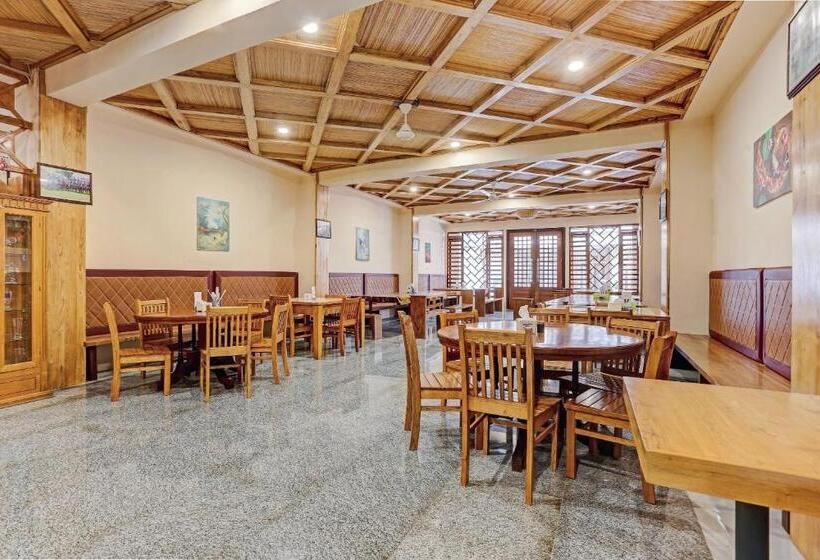 בית מלון כפרי Capital O 90428 Remington