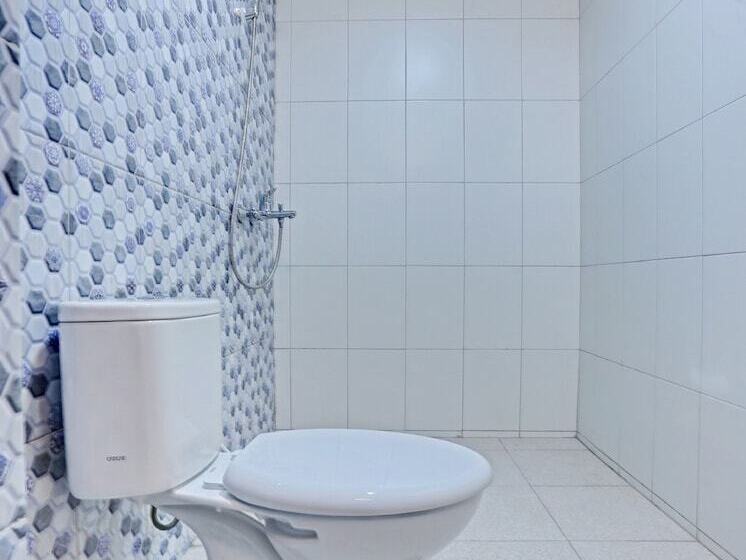 בית מלון כפרי Capital O 90428 Remington