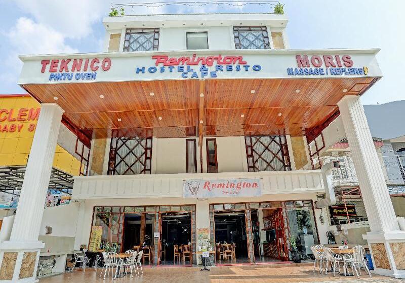 בית מלון כפרי Capital O 90428 Remington