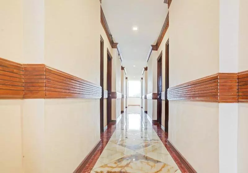 Urbanview Remington Hotel Palembang By Reddoorz