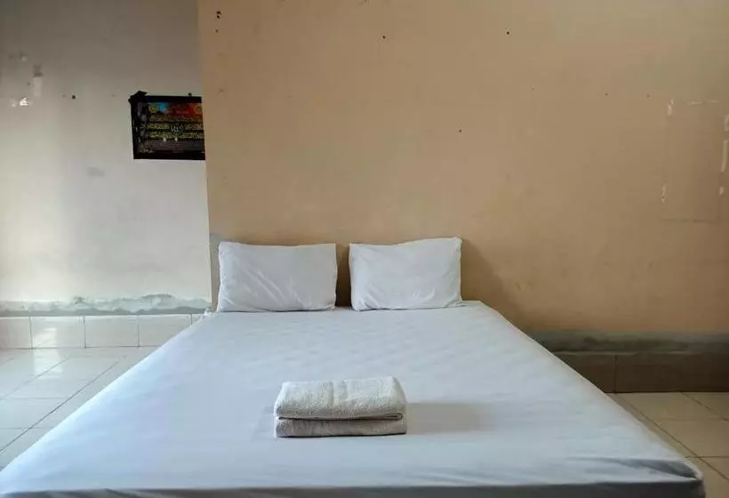 ホテル Oyo 90441 Kuntawa Guesthouse
