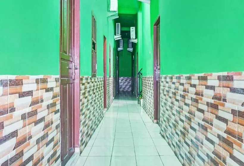 ホテル Oyo 90441 Kuntawa Guesthouse