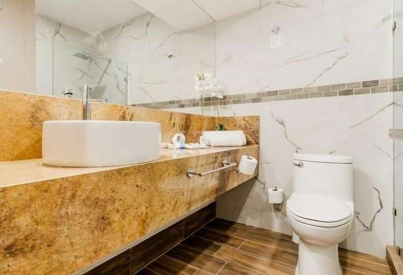 فندق Sky Inn Cancun