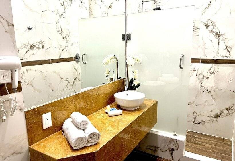 فندق Sky Inn Cancun