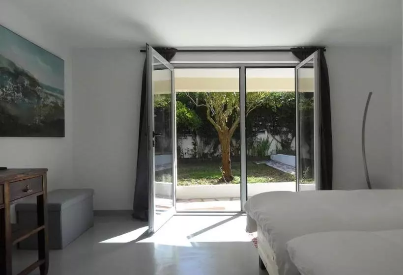 Majatalo Surf & Kite   Villa Nortada