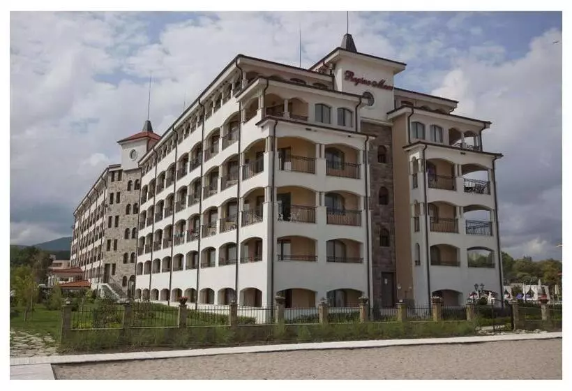 Aparthotel Regina Mare