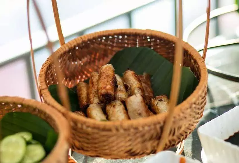 Flora Centre Hotel & Spa