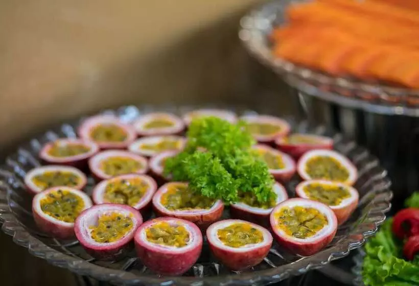 Flora Centre Hotel & Spa