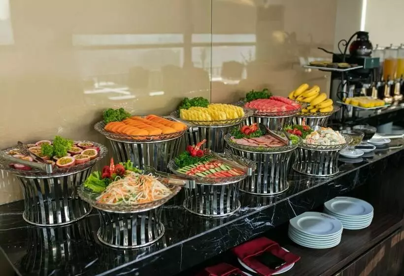 Flora Centre Hotel & Spa