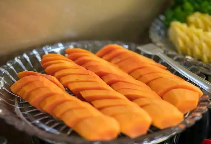 Flora Centre Hotel & Spa