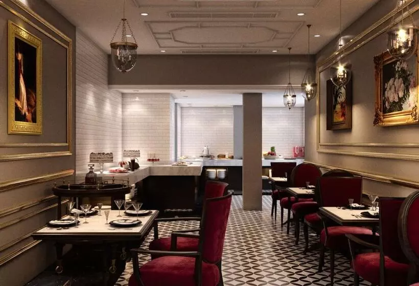 Flora Centre Hotel & Spa