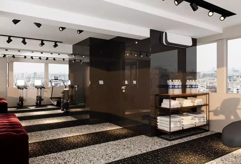 Flora Centre Hotel & Spa