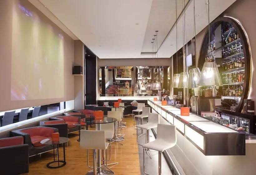 هتل Centro Barsha By Rotana