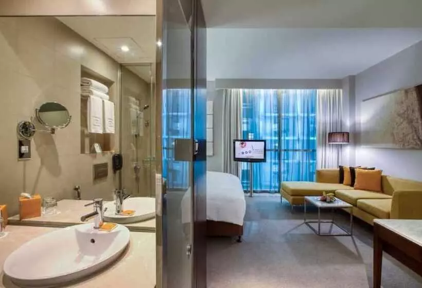 هتل Centro Barsha By Rotana